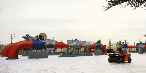 北斗油氣站場(chǎng)智能巡檢機(jī)器人 智能科技，守護(hù)安全，等您領(lǐng)回家